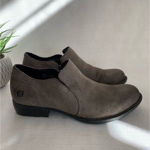 Born Lovise Taupe Distressed Suede Leather Zip Up Ankle Boots Woman’s 9.5M